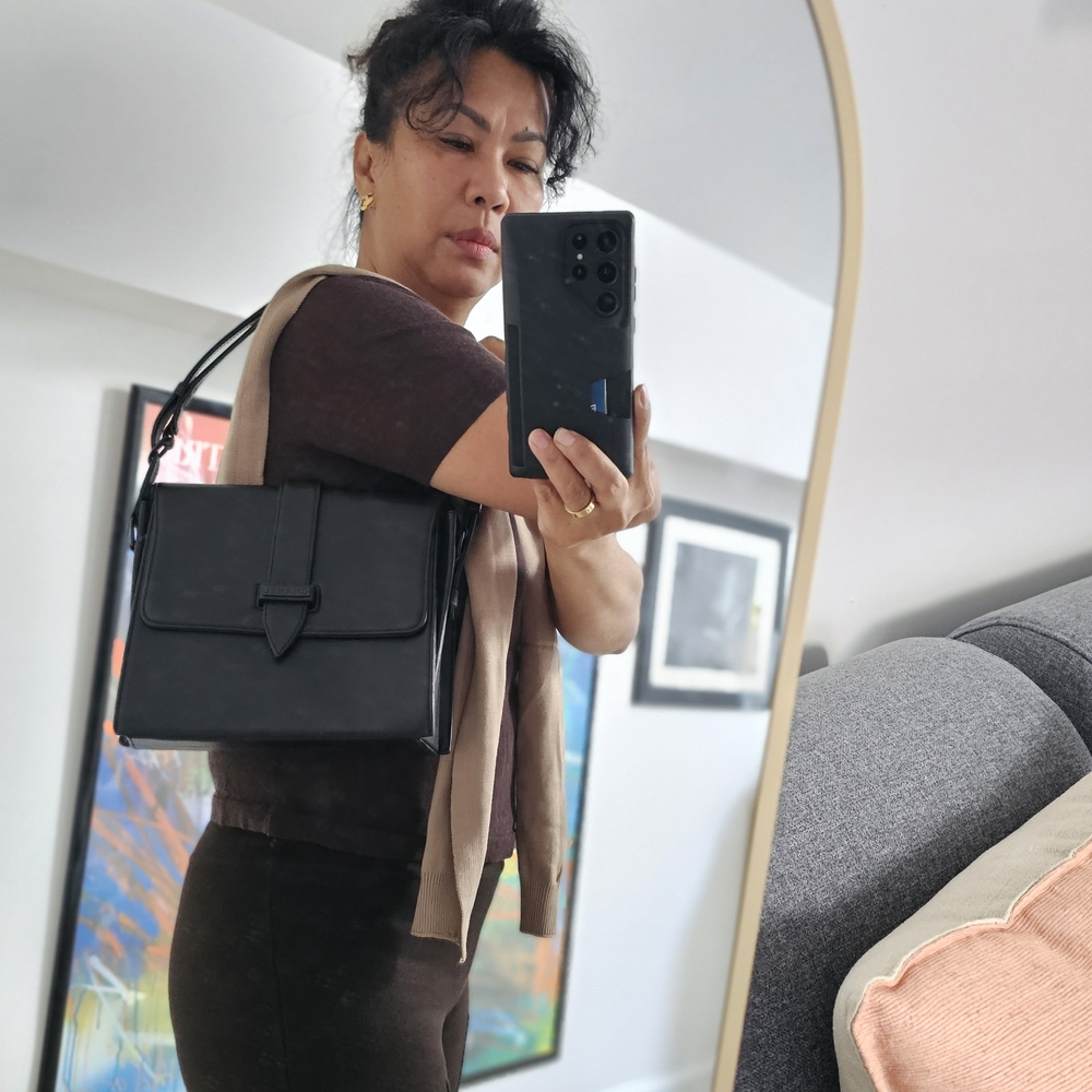 CHANEL Classic Black Leather Shoulder Bag